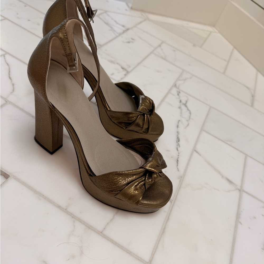 Elegant Gold Women's Heels